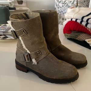 Ugg Snow Boots